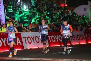 BIB: 1448, 421, 44412
                            <button type="button" onclick="openModal(23181927)" class="btn btn-primary btn-sm float-right btn-popup" data-toggle="modal" data-target=".modal-high-quality">
                        <i class="fas fa-shopping-cart"></i> Add to Cart
                    </button>
                                            <button type="button" onclick="isThisMe(23181927, true)" class="btn btn-success btn-sm float-right btn-popup btn-isme hidden" data-toggle="tooltip" data-placement="bottom" title="นี่คือรูปของคุณใช่ไหม คลิกที่นี่เพื่อเอาเข้าอัลบั้ม">
                        <i class="fas fa-plus"></i> Add to album
                    </button>
                    <button type="button" onclick="isThisMe(23181927, false)" class="btn btn-warning btn-sm float-right btn-popup btn-isnotme hidden">
                        <i class="fas fa-ban"></i> Remove from album
                    </button>